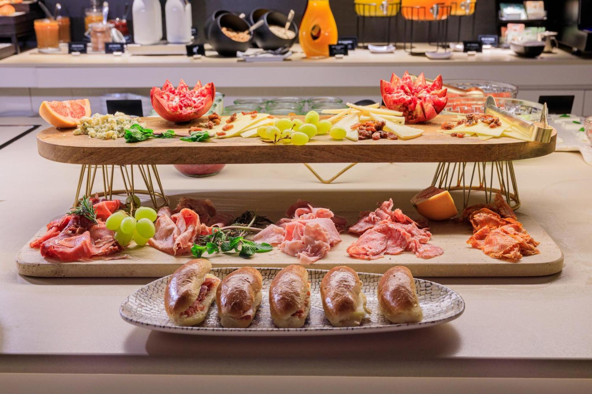 Gran Hotel Barcino Barcelona Ngoại thất bức ảnh