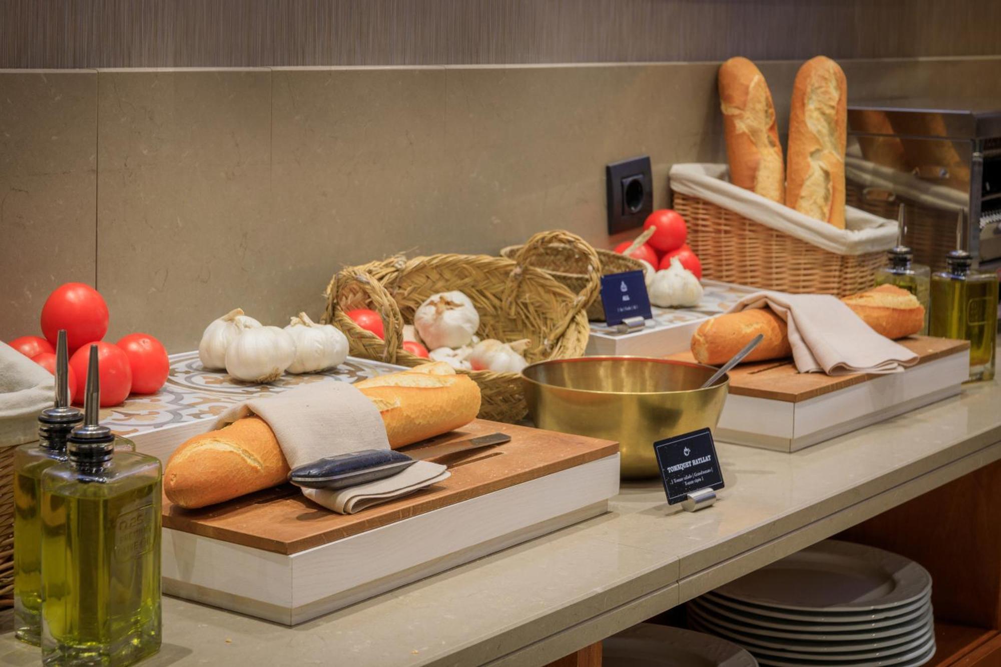 Gran Hotel Barcino Barcelona Ngoại thất bức ảnh